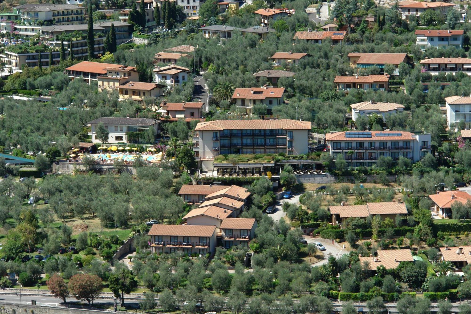Hotel Ilma Lake Garda Resort Limone sul Garda Dış mekan fotoğraf
