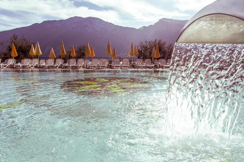 Hotel Ilma Lake Garda Resort Limone sul Garda Dış mekan fotoğraf